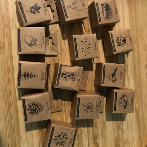 Wood stamps - Picture 1 of 4